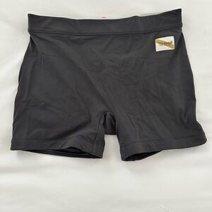 Tracksmith Turnover Shorts